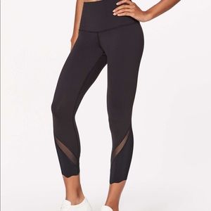 Lululemon Wunder Under HR Scallop - VGUC - 10